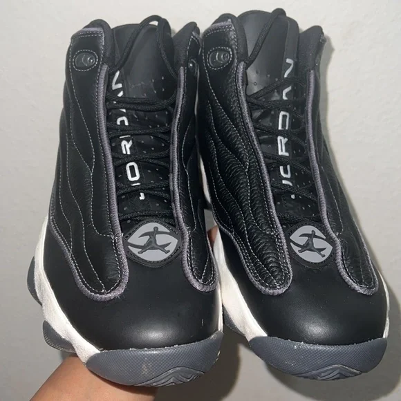 Men Jordan sneaker - Picture 2 of 2